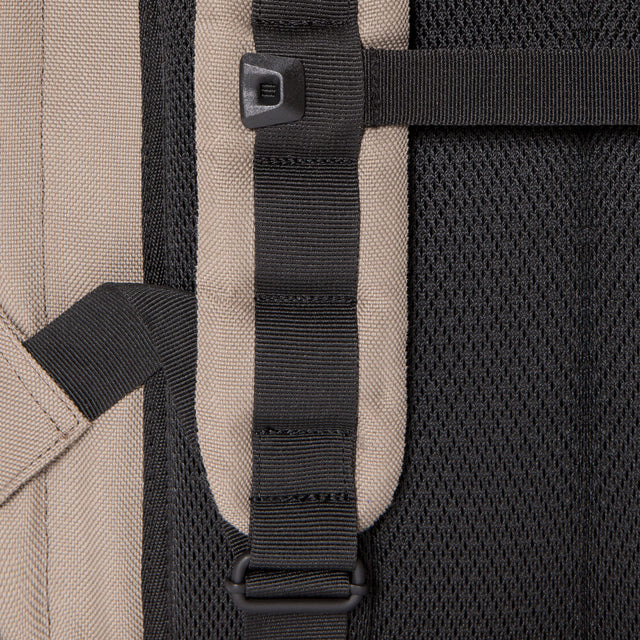 Yuto Medium Backpack