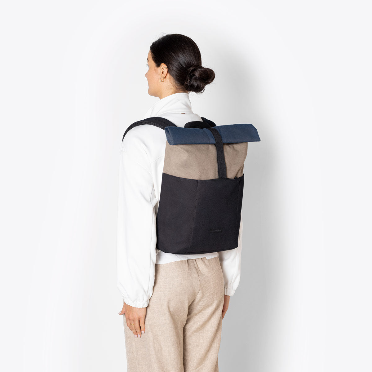 Hajo Roll-Top Backpack - Dark Sand - Black / Mini