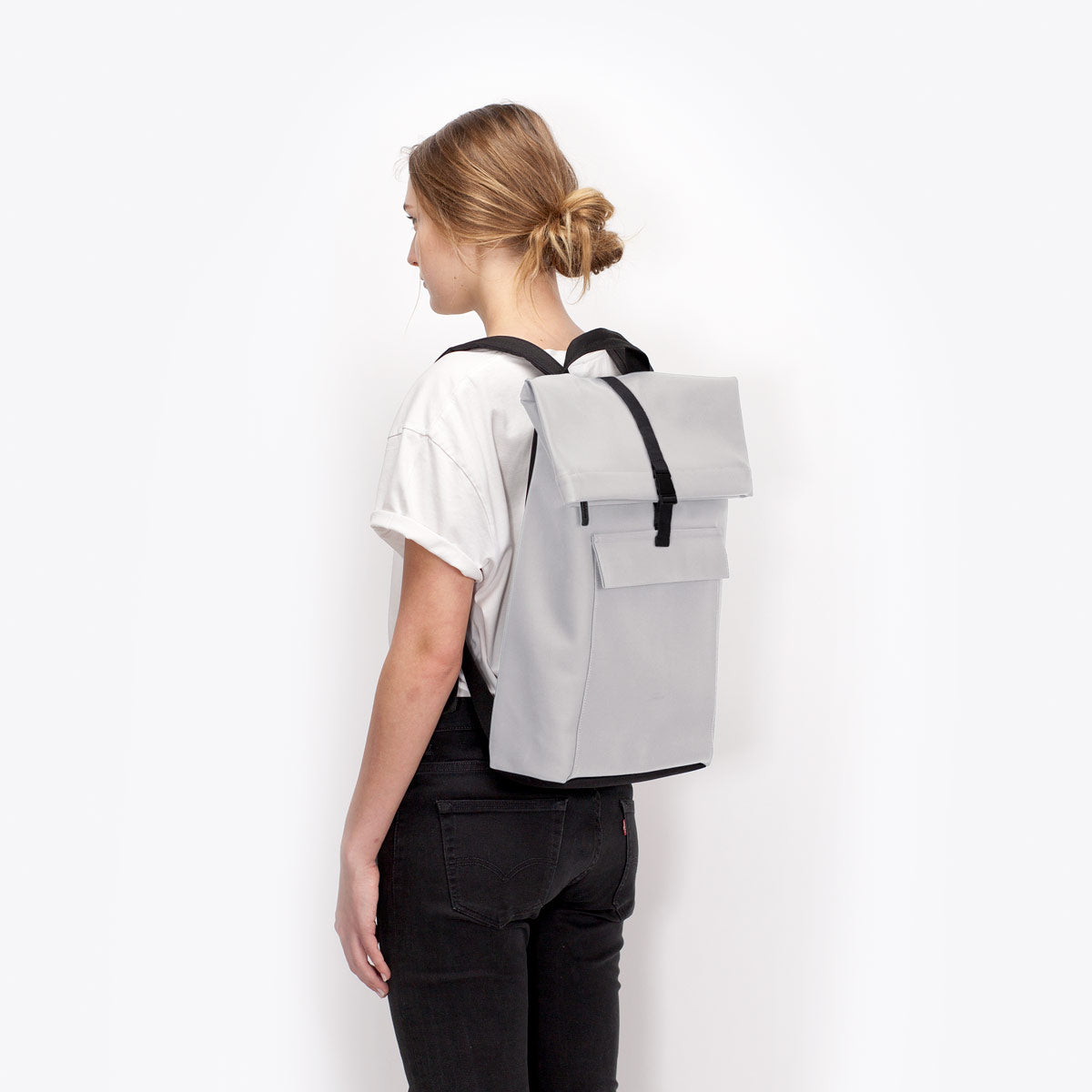 Jannik Roll-Top Backpack - Glacier Grey / Medium