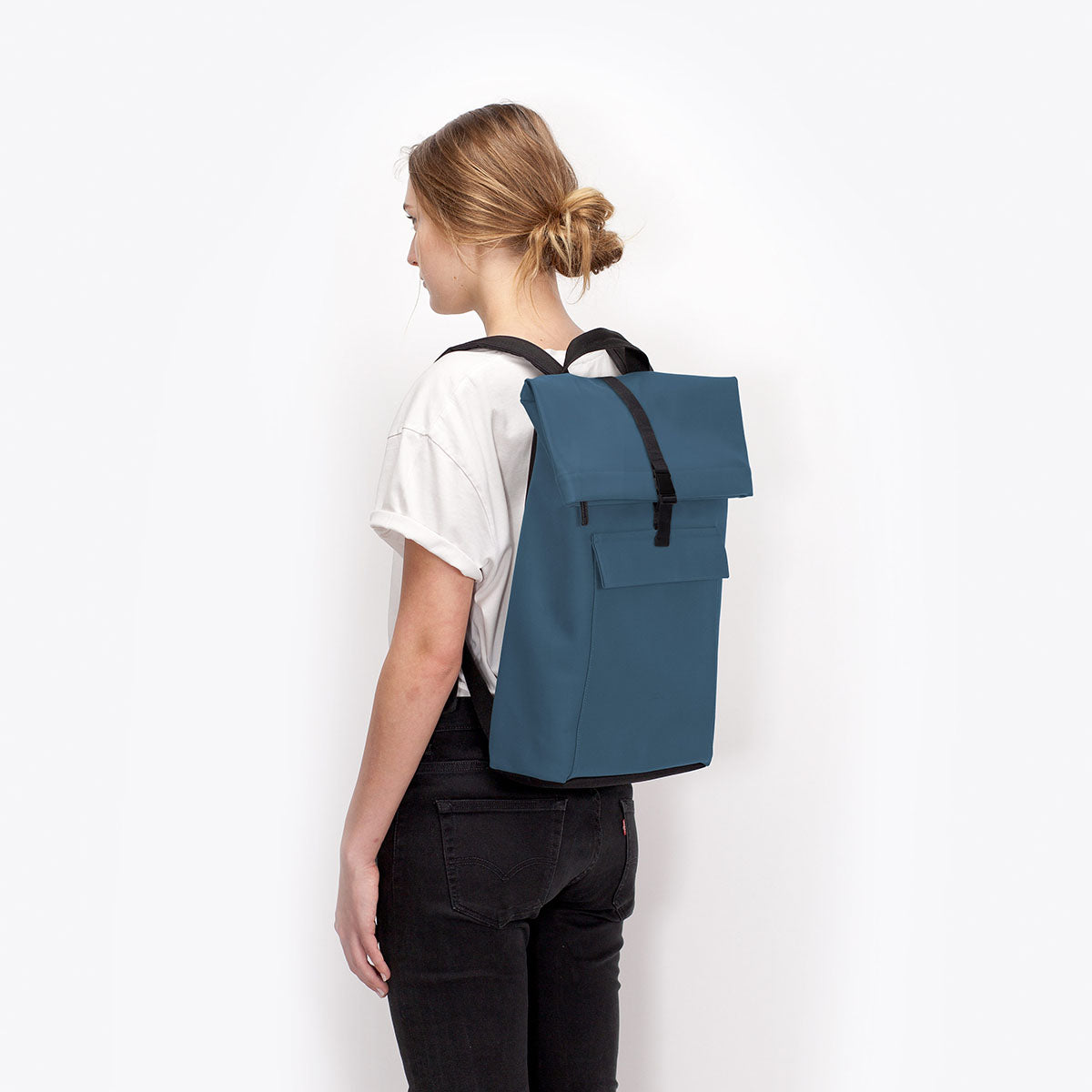 Jannik Roll-Top Backpack - Petrol / Medium