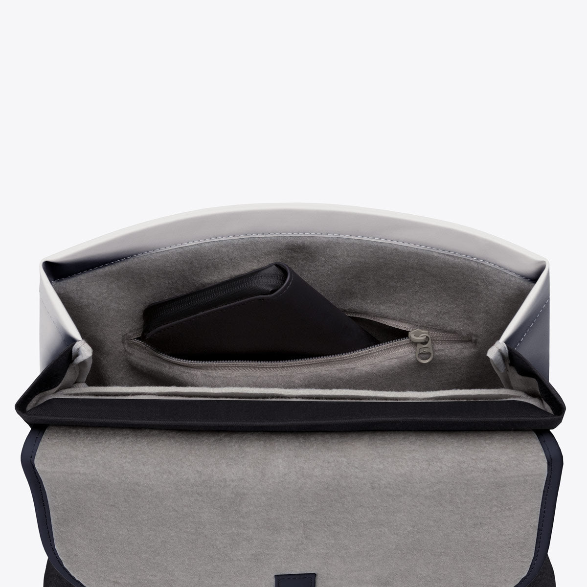 Mion Flat Top Backpack - Glacier Grey - Olive