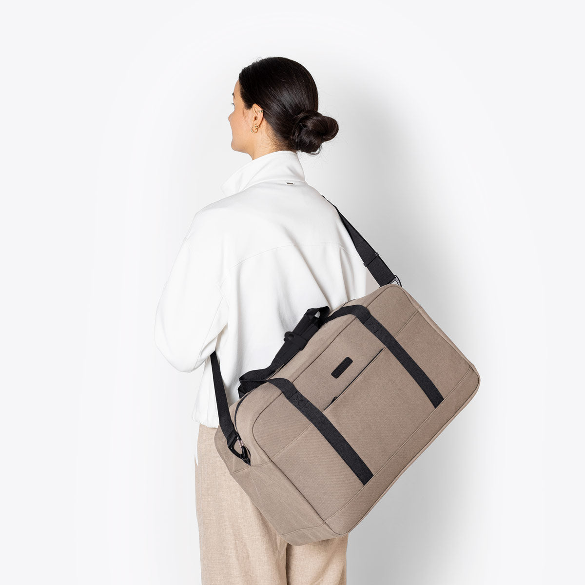 Omasu Weekender Bag - Dark Sand