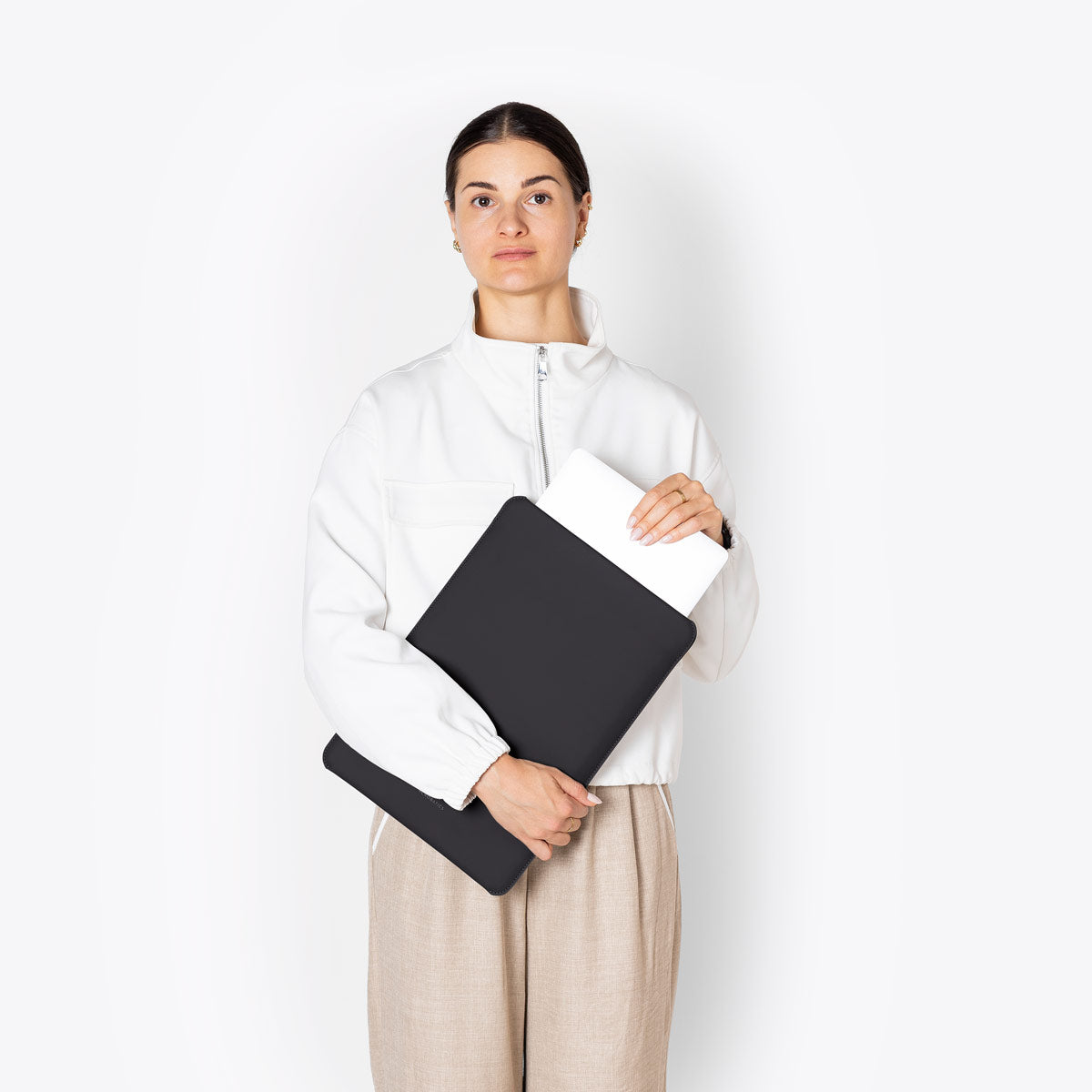 Sora Laptop Sleeve - Black / Mini
