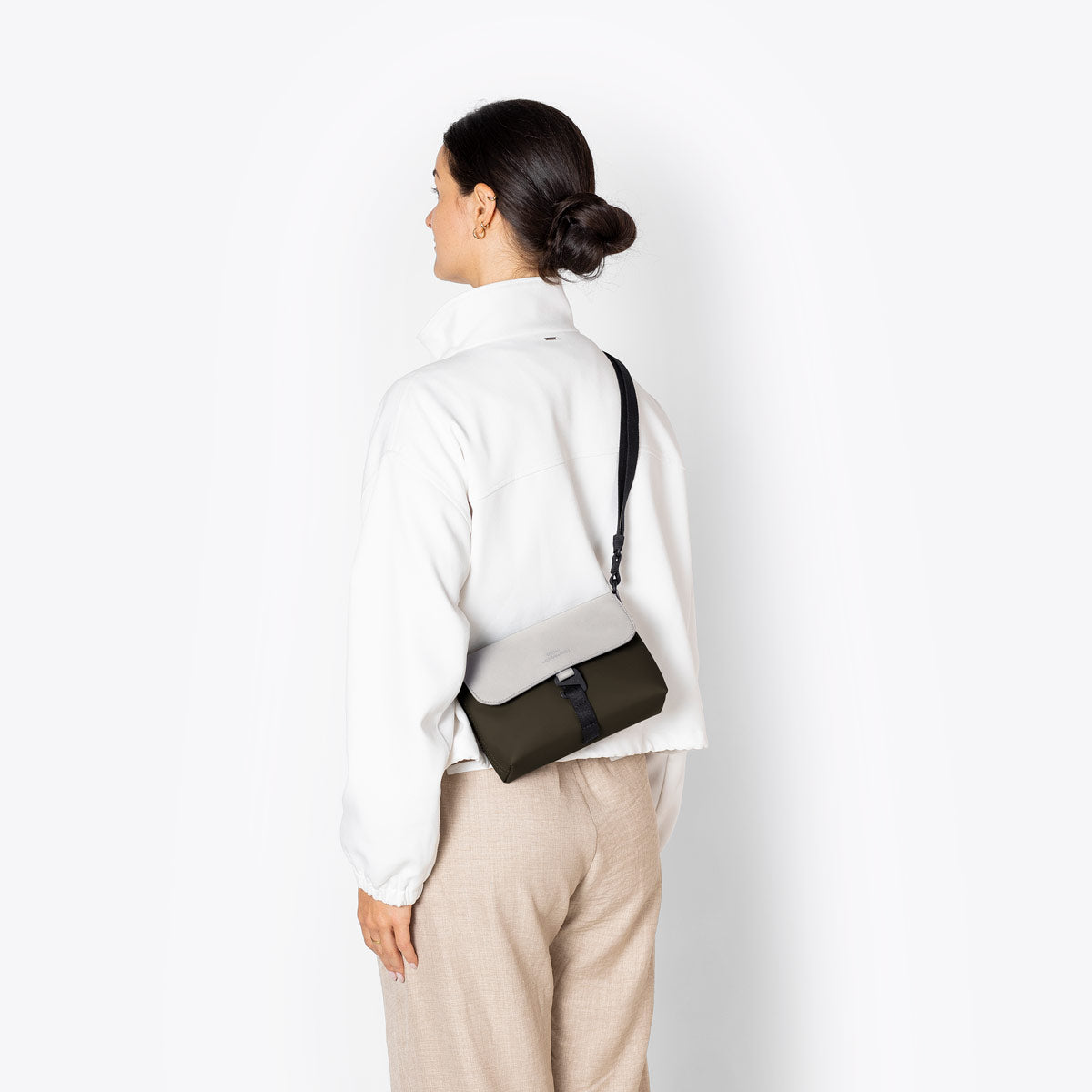 Yuri Shoulder Bag - Glacier Grey - Olive