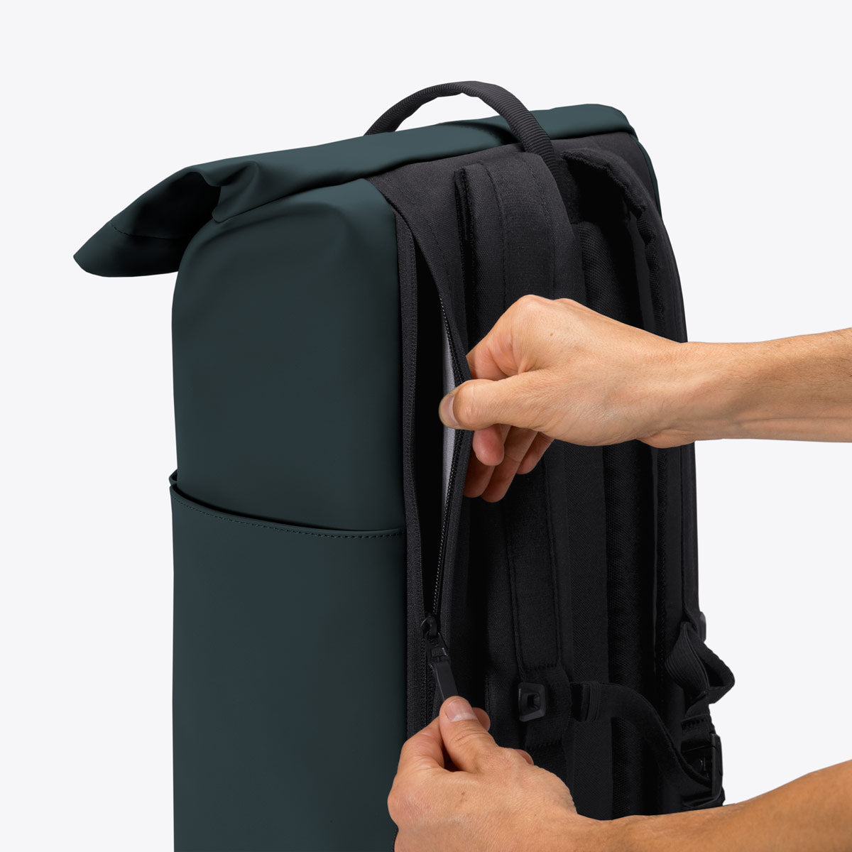 Yuto Roll-Top Backpack - Forest