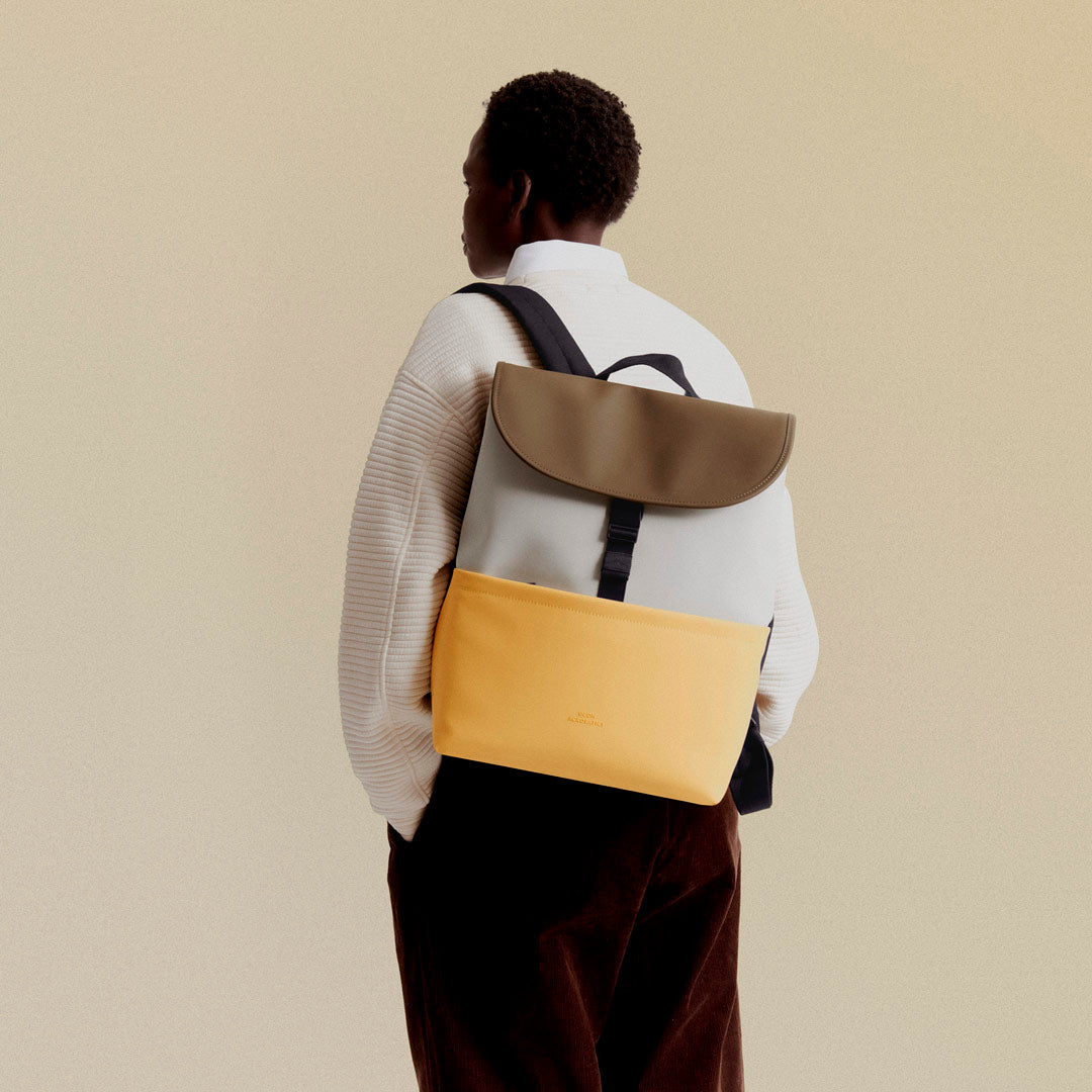 Mion Flap-Top Backpack - Glacier Grey - Lemon